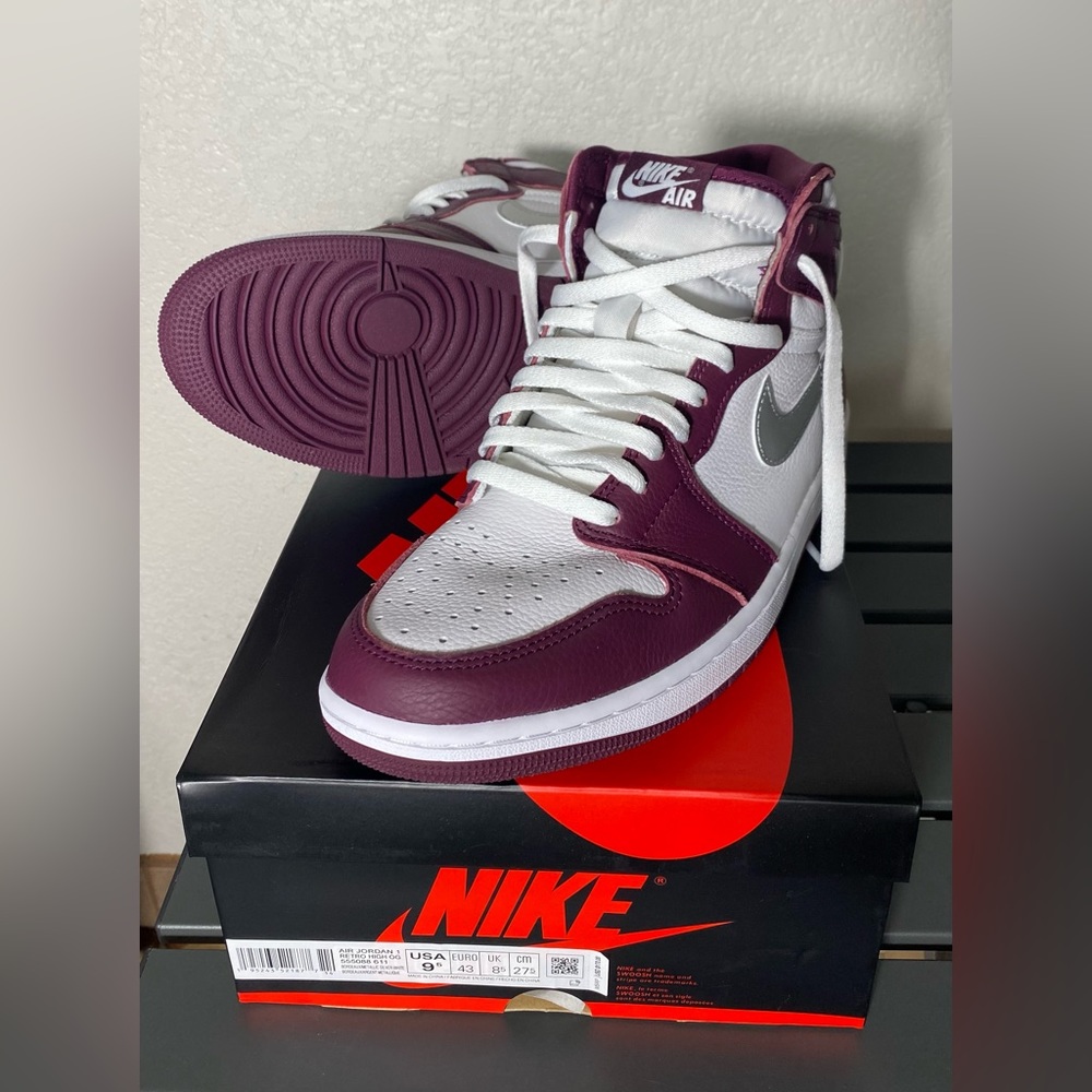 Men’s Nike Air Jordan 1 “Bordeaux” size 9.5